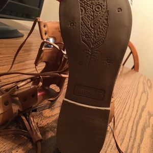 Tan Gladiators with Tassles